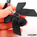 Pinzas para Pezones con Cascabel y Lazos Negros - Imagen 5